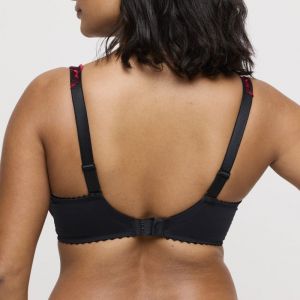 0163474 Black Rose