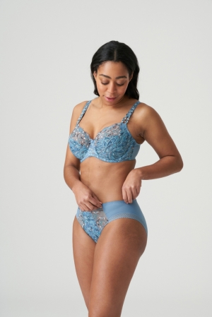 0563241 autumn blue