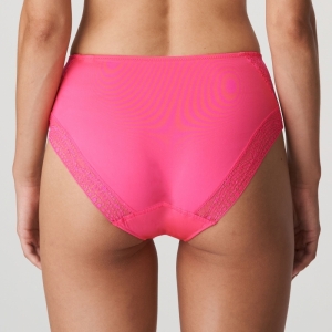 Epirus blogger pink