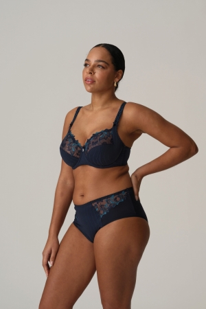 0561816 VEL Velvet Blue