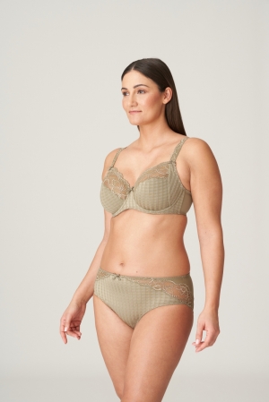 0562126 golden olive