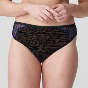 0563450 sultry black