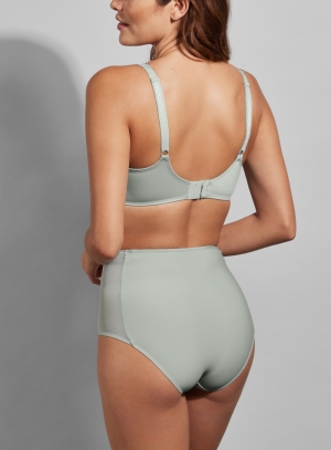 05222 opaline