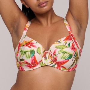 4012710 Calm tropics